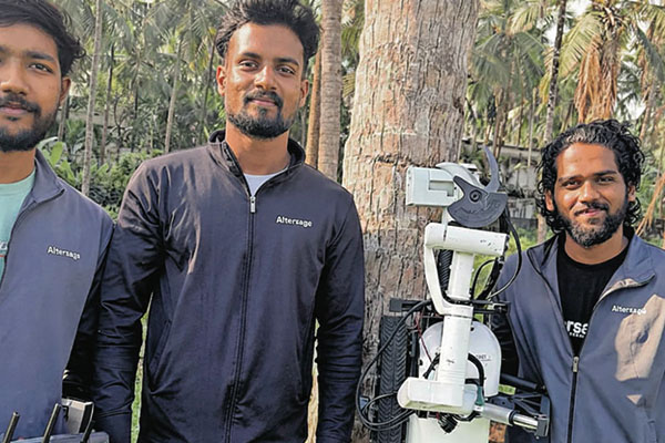 Fully automatic AI-powered coconut harvesting robot
